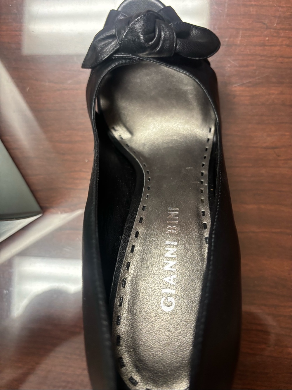 Gianni Bini Black Leather Peep-Toe Knot Heels - Picture 4 of 5